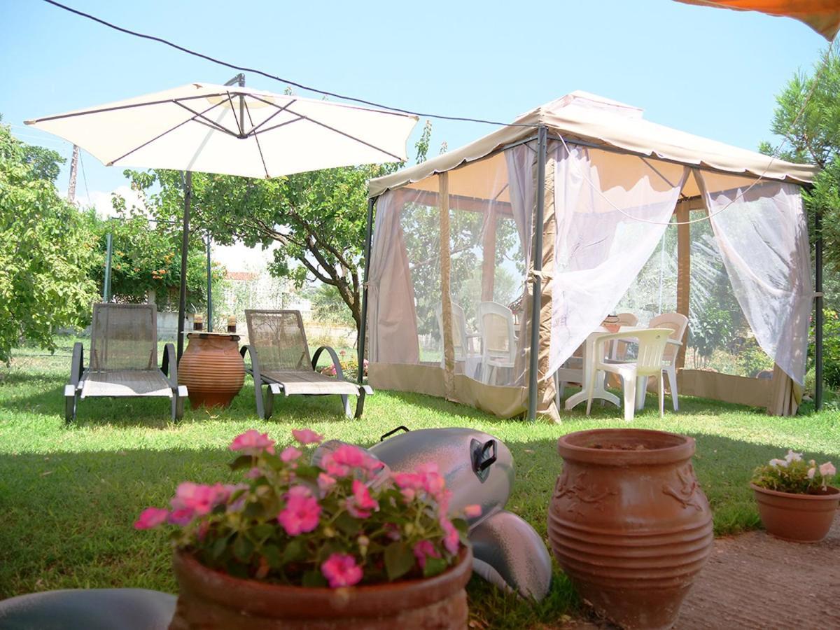 Villa Verde 200 Meters From The Beach Nea Iraklitsa エクステリア 写真