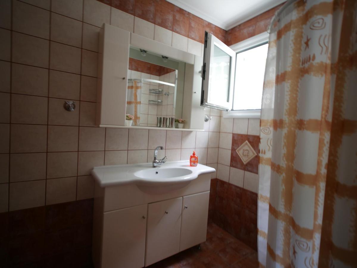 Villa Verde 200 Meters From The Beach Nea Iraklitsa エクステリア 写真